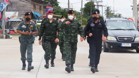 ผบ.ฉก.นราธิวาส ลุยติดตามสถานการณ์สุไหงปาดี ย้ำเพิ่มเฝ้าระวังฐานปฏิบัติการ