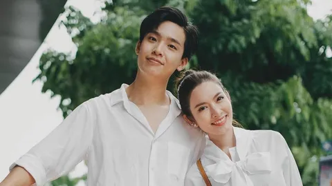 หรือจะเป็นคนนี้ ชาวเน็ตส่อง แอฟ ทักษอร คอมเมนต์หนุ่มรุ่นน้องจนน่าสงสัย