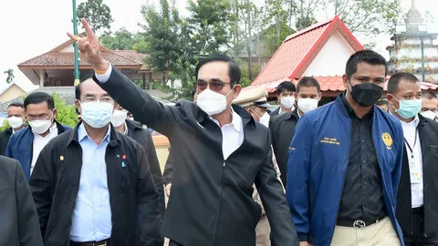 นายกฯ ลงนครศรีธรรมราช อ้อนเป็นภาษาใต้ "รักจังฮู้ เพราะคิดถึงจึงมาหา" (คลิป)