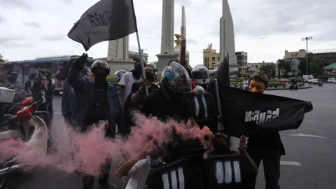 "ทะลุแก๊ส" บอก "แกงหม้อใหญ่" จากนัด อนุสาวรีย์ ปชต.ไป แยกปทุมวัน แทน