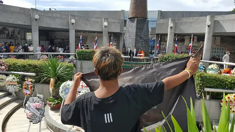 รําลึก 14 ตุลาป่วน ฉุนจัดงานร่วมรัฐ “คน 2 รุ่น” แตกคอ ต้องเจรจากันวุ่น