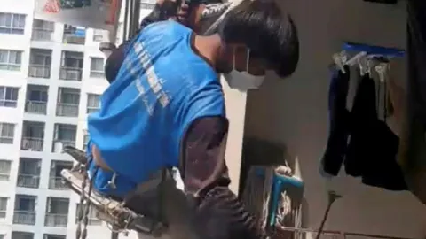 หวิดร่วง (คลิป)