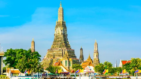 เปิดประเทศ 1 พ.ย. 64 ฟื้นฟูท่องเที่ยว แต่โจทย์ใหญ่ต้องคุมโควิดให้ตรงเป้า