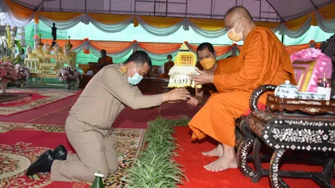 ปลัดมท.บำเพ็ญกุศลอุทิศถวายแด่ ร.4 เนื่องในโอกาสวันคล้ายวันพระบรมราชสมภพ 217 ปี