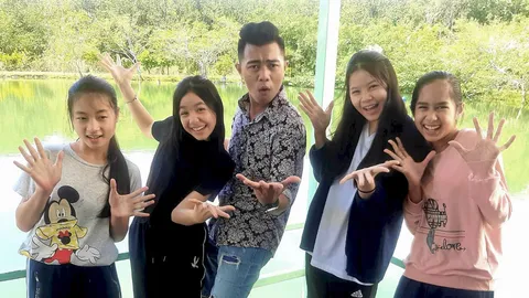 2 ค่ายเพลงผนึกกำลังเปิดตัว "แซ็ค ชุมแพ" ปะทะสองดาวรุ่ง