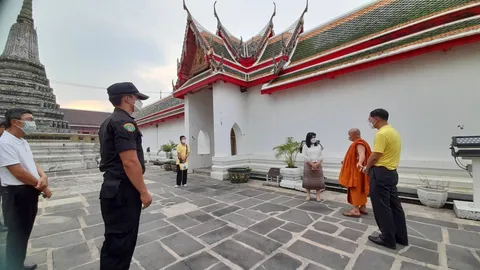เขตบางกอกใหญ่ แจง วัดอรุณ น้ำยังไม่ท่วม ชี้สื่อลงภาพเก่า เมื่อ 2 ปีก่อน