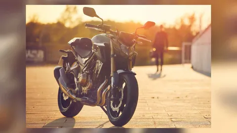 หล่อสองล้อ HONDA แนะนำจักรยานยนต์เน็กเก็ตไบค์สายสตรีท NEW CB500F 