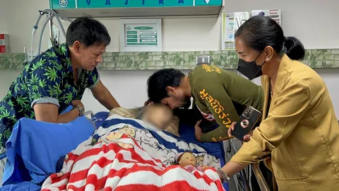 อาลัยแม่ 