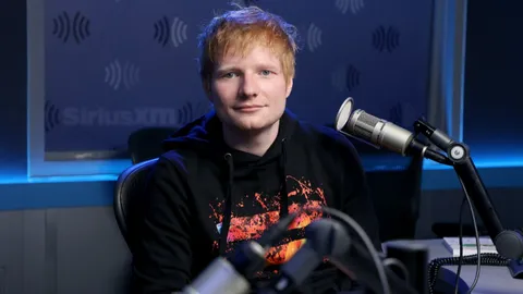 "เอ็ด ชีแรน" นักร้องดังชาวอังกฤษ เผยติดโควิดเพียง 5 วันก่อนปล่อยอัลบั้มใหม่