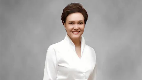 "ศุภจี สุธรรมพันธุ์" บินลงภูเก็ต เพื่อเตรียมเซอร์ไพรส์ใหม่ที่ Dusit Laguna