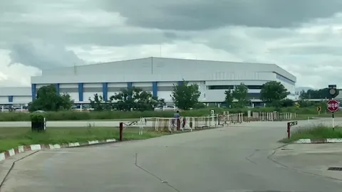 เลื่อนงานศพหนุ่มเครื่องบินชนตาย ตร.พบรันเวย์แทบไม่ได้ใช้ คนเลยไปออกกำลัง