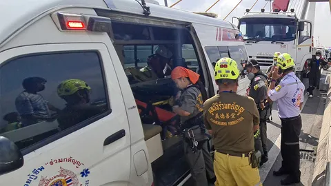 อดีต รปภ.ตกงาน โดดสะพานฆ่าตัว กล่อม 12 ชั่วโมงไม่สำเร็จ จมหายในเจ้าพระยา