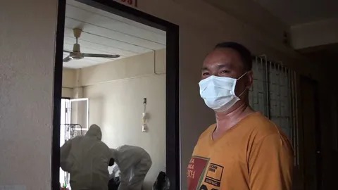 ทอมเทเจ้าของหอ ทิ้งขยะเต็มห้อง สุดท้ายขอกู้ภัยช่วยเก็บกวาดได้ราว 40 ถุง