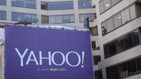 Yahoo ถอนตัวจากประเทศจีน ด้วยเหตุผลการจัดระเบียบเทคโนโลยีของรัฐบาลจีน