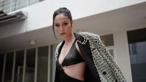 เปิดวาร์ปหนุ่มรู้ใจของ ขวัญ อุษามณี มีดีกรีเป็นเลขาฯของรัฐมนตรีชื่อดัง 