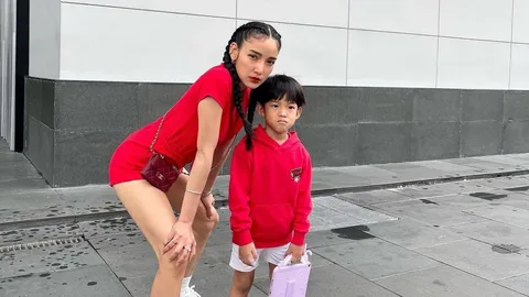 แพท ณปภา น้ำตาไหลข้างในหลังครูบอก น้องเรซซิ่ง อาจต้องเรียนซ้ำชั้น (คลิป)