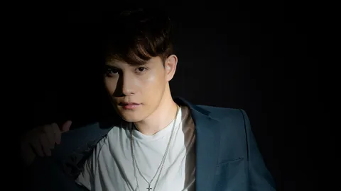 โฟกัส กิตติคุณ ส่งเพลงใหม่ ฮักข่อหล่อแข่แหล่ เอาใจสาวๆ ทั้งประเทศ