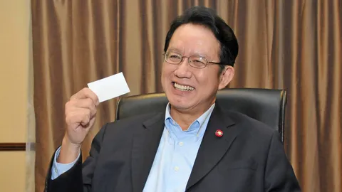 ที่ปรึกษาโพล มสธ.ประกาศลาออกแล้ว คาดปมผลคนกรุงฯอยากได้ "จุรินทร์" เป็นนายกฯ