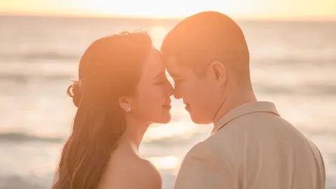 มะปราง วิรากานต์ อวดภาพพรีเวดดิ้งโรแมนติกสุดหวานที่ริมทะเลภูเก็ต