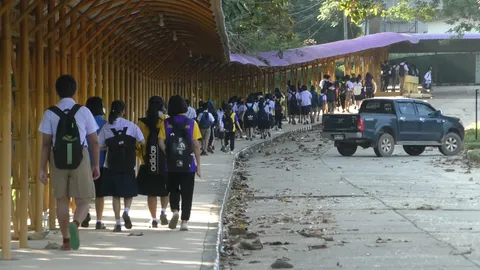 "ร.ร.คำสร้อยพิทยาสรรค์" เปิดเรียน On-site อีกครั้ง เด็ก-ผู้ปกครอง ไร้กังวล