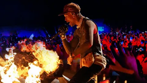 เจาะเหตุการณ์โศกนาฏกรรมเหยียบกันตายกลางคอนเสิร์ต 'ทราวิส สก็อตต์'