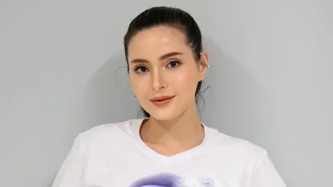 “ณฉัตร” โบกมือลาสังกัดเก่าเลือกเส้นทาง “นักแสดงอิสระ” ฟุ้งรักใหม่สุดแฮปปี้