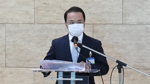 "ราเมศ" ตอกกลับ "ปารีณา" แทน "ชวน" ฟังให้ได้ศัพท์ ก่อนจับไปกระเดียด