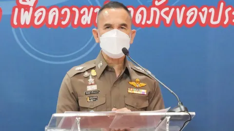 ตร.จับจริงผู้ไร้วินัยจราจร รับเปิดเทอมพรุ่งนี้ ผิดซ้ำยึดใบขับขี่
