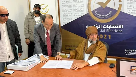 เปิดตัวลูกชายกัดดาฟี ลงสมัครชิงผู้นำลิเบีย