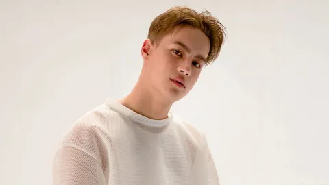 "ไอซ์ พาริส" ภูมิใจได้ออกไอเดีย ใส่ประสบการณ์จริง ซิงเกิลใหม่ "รอยยิ้มไกลไกล"