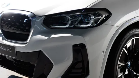 ราคาน่ารัก! BMW เปิดตัวเอสยูวีพลังงานไฟฟ้า iX3 M SPORT