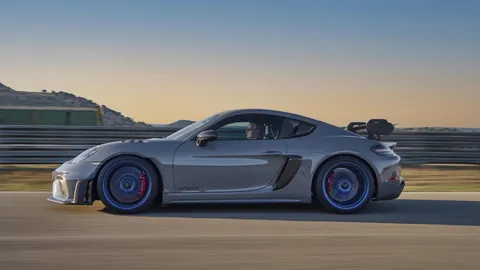 กบเล็ก เด็กสายโหด PORSCHE 718 CAYMAN GT4 RS