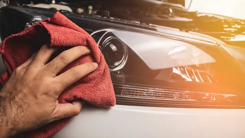 สูตรไม่มั่วทำเองได้ไม่ยาก ขัดไฟหน้ารถจากเหลืองขุ่นเป็นใสวับ ไฟสว่างขับขี่ก็ปลอดภัย