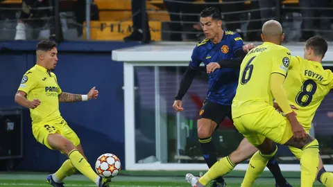 แมนยูฯ คืนฟอร์ม บุกเชือด บียาร์เรอัล 2-0 ลิ่ว 16 ทีม ยูฟ่า แชมเปียนส์ลีก