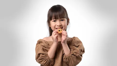 รู้จักอาการ “เป็นหนุ่มเป็นสาวก่อนวัย” โดยกุมารแพทย์ต่อมไร้ท่อ