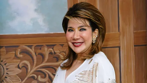 วันเกิดปีนี้ "รมณีย์ เธียรประสิทธิ์" ถูกสามีละลูกๆ เซอร์ไพรส์จัดไพรเวทปาร์ตี้ให้