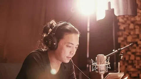 “แอ๊ป ธุวชิต” จับมือ “โน๋ 2 Degrees” ส่งต่อความชัดเจนในเพลงรัก “ไม่ชัดเจน”