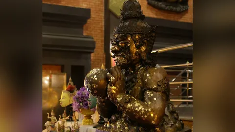 คาถาวันราหูอมอาทิตย์ 'สุริยะบัพพา จันทบัพพา' 4 ธ.ค.นี้ ผ่อนเรื่องร้ายให้เบา