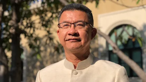 พสกนิกรไทยร้อยดวงใจ น้อมรำลึก ถวายวันพ่อ เป็นพระราชกุศล 5 ธันวามหามงคล