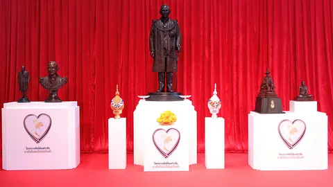 งาน “เทิดไท้องค์ราชัน ธ สถิตในดวงใจไทยทั่วหล้า คีตราชัน”