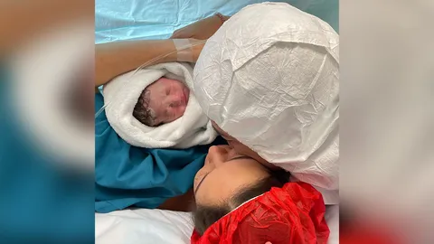 นี่สินะความรู้สึก แป้ง อรจิรา คลอดลูกสาวแล้ว เผยภาพครอบครัวครั้งแรก