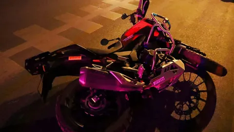 สังเวยความเร็ว "หนุ่มวิศวะ" ซิ่งบิ๊กไบค์ ชนราวสะพาน พลิกคว่ำเป็นศพ