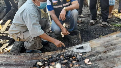 สุดสงสาร "ลุงหำ" พิการ ไฟไหม้บ้านเงินเก็บ 1.3 แสนวอดเป็นเศษกระดาษ