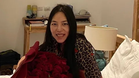 คุณหญิงแมงมุม ขอบคุณกำลังใจ แม้จะป่วยจนเสียการมองเห็นแต่ไม่ท้อ 