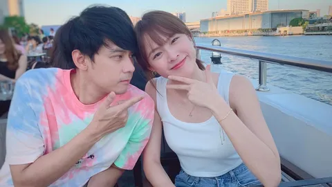 ลุ้นมีข่าวดี เมื่อเห็น "แดน วรเวช" ควง "แพทตี้" กินข้าวพร้อมกับคุณพ่อคุณแม่ 