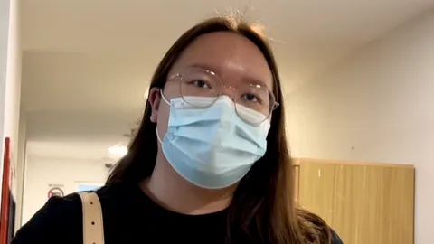 "รุ้ง" เข้ารับทราบข้อหา ม.112-พ.ร.บ.คอมฯ ปอท.จ่อแจ้งความกลับ "นพดล"