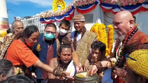 ผู้ว่าฯ ขอโทษชาวสุรินทร์ หลังไม่พอใจ "เณรแอ" โผล่ร่วมพิธีเปิดเมือง