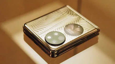 เปิดตัวสมาร์ทโฟน หัวเว่ยเผย P50 Pocket เป็นดีไซน์แบบฝาพับ