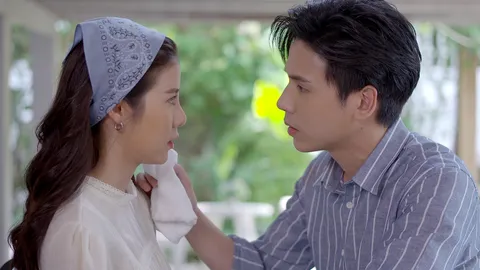 “เจษ-เอสเธอร์” ถ่านไฟเก่าคุ จ้องตาหวานซึ้ง ใน “วิมานทราย”