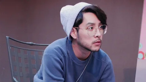 ไม่รอด "ทอม อิศรา" ออกมาประกาศตรวจพบเชื้อโควิด หลังทราบรุ่นพี่ที่แวะมาหาพบเชื้อ